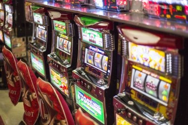scater78 app interface on mobile device showing sports betting and slot game options